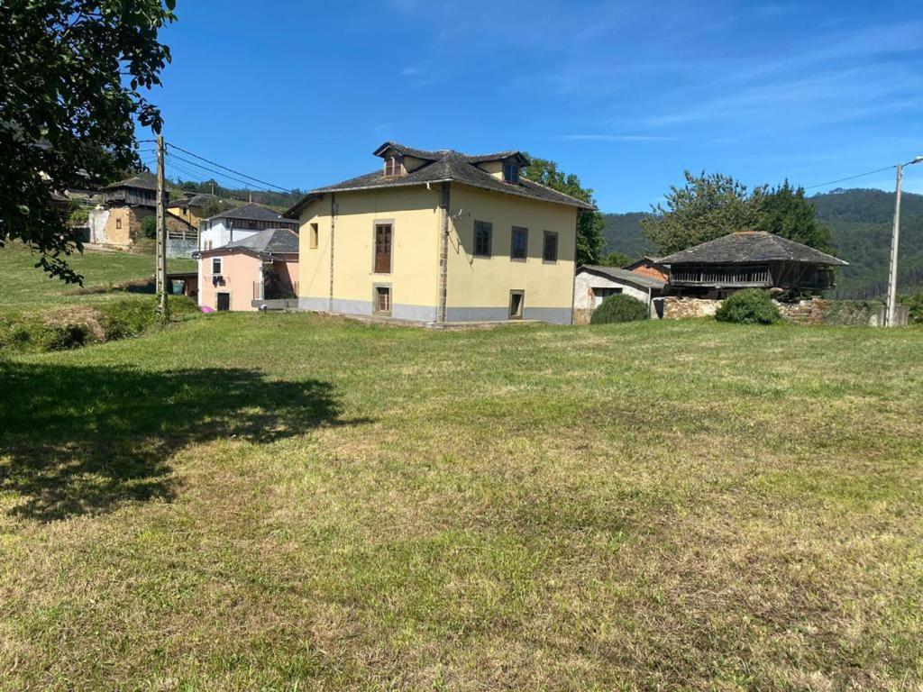 Villa Casa Ezequiel Trevías Esterno foto